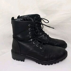 Universal Thread Women's Black Lace/zip Up Combat Faux Leather Boots. Size 9